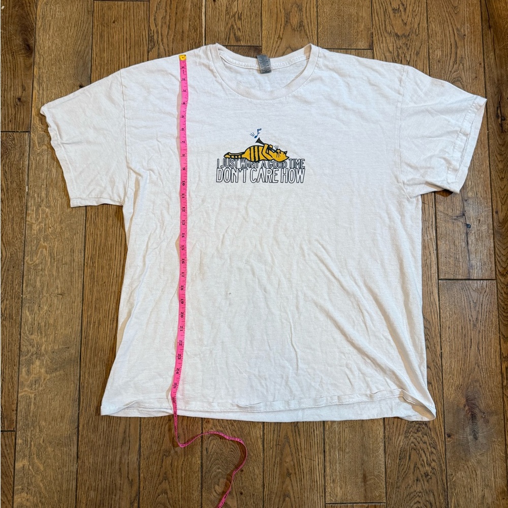 Alex Lahey tour tee shirt